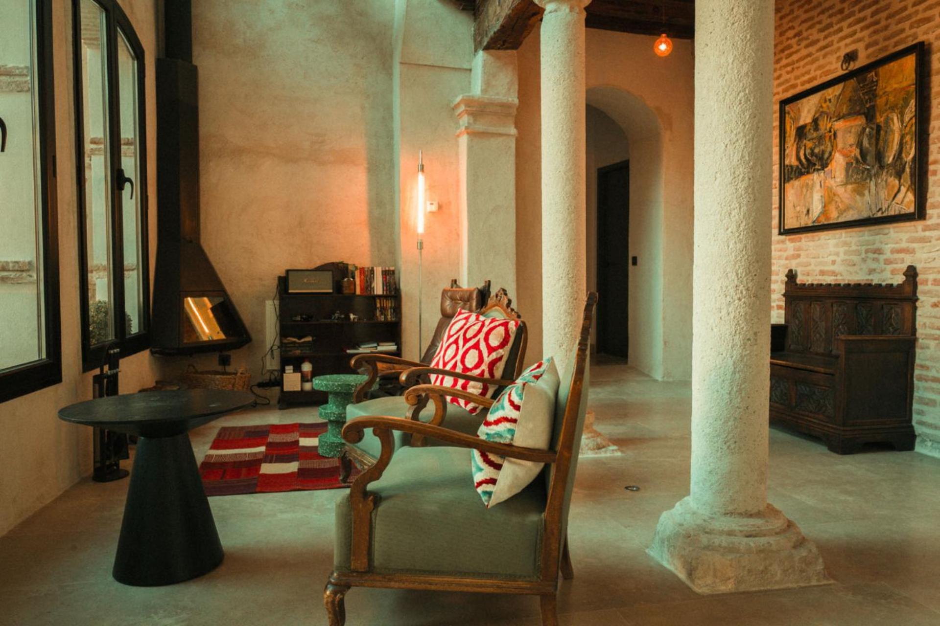 Casa De Los Mendoza - Casa Solariega En El Casco Historico อัลกาลาเดเอนาเรส ภายนอก รูปภาพ