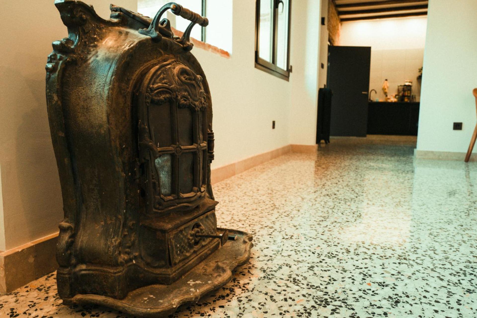 Casa De Los Mendoza - Casa Solariega En El Casco Historico อัลกาลาเดเอนาเรส ภายนอก รูปภาพ