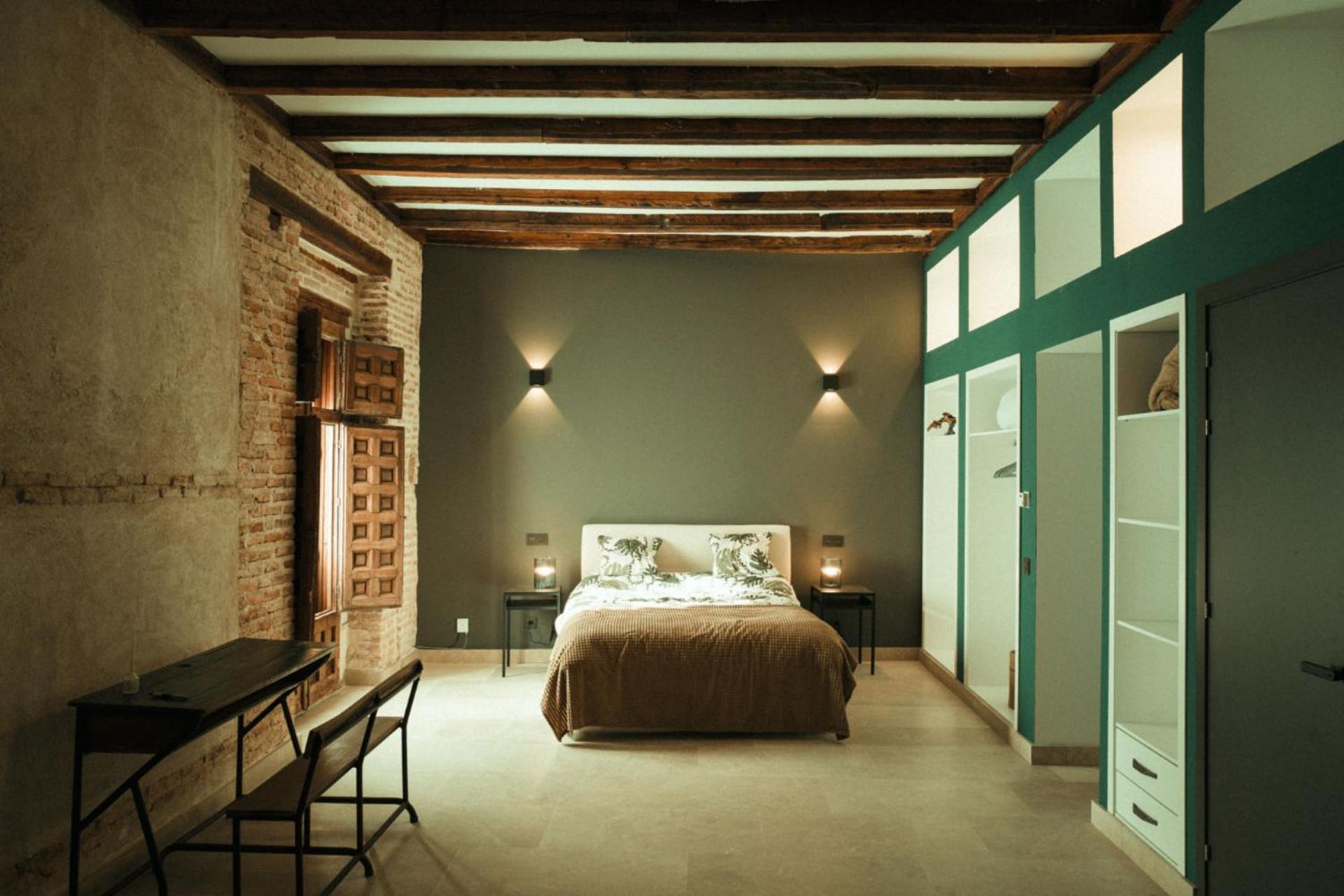 Casa De Los Mendoza - Casa Solariega En El Casco Historico อัลกาลาเดเอนาเรส ภายนอก รูปภาพ